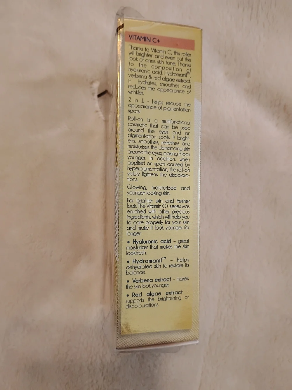 Anti-dark Spots Under-Eye Roll-On Vitamin C+ Glow Boosting